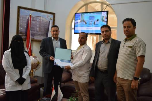 المدير العام يكرم البدعة ومحفل لتميزهم في تقديم الخدمات للمرضى ..